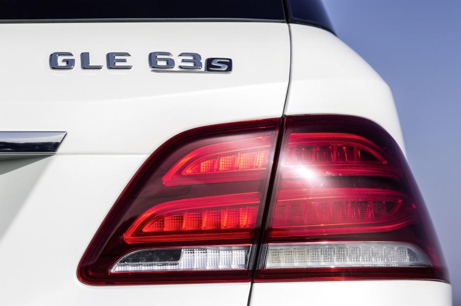  Mercedes-AMG GLE63 S 4Matic 2015 года  (фото 15 из 23)